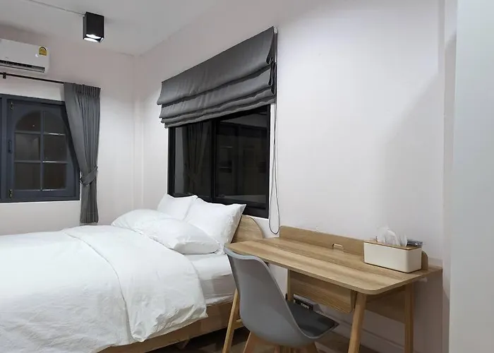 Cloud9 Hometel - Entire House 3br 170m To Bts Private Quiet & Comfy *