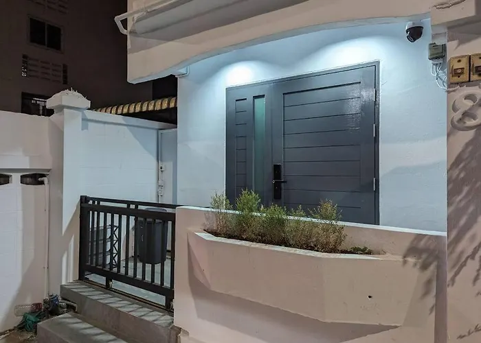 Cloud9 Hometel - Entire House 3br 170m To Bts Private Quiet & Comfy Vakantiehuis