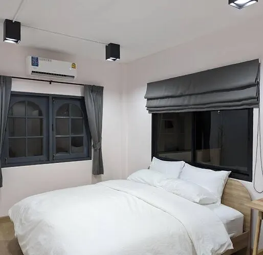 Cloud9 Hometel - Entire House 3br 170m To Bts Private Quiet & Comfy *