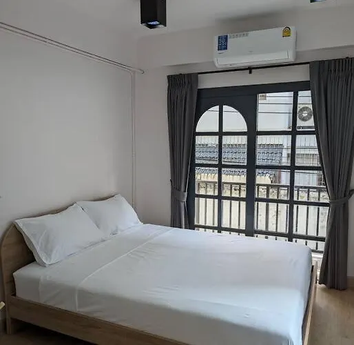 Cloud9 Hometel - Entire House 3br 170m To Bts Private Quiet & Comfy *