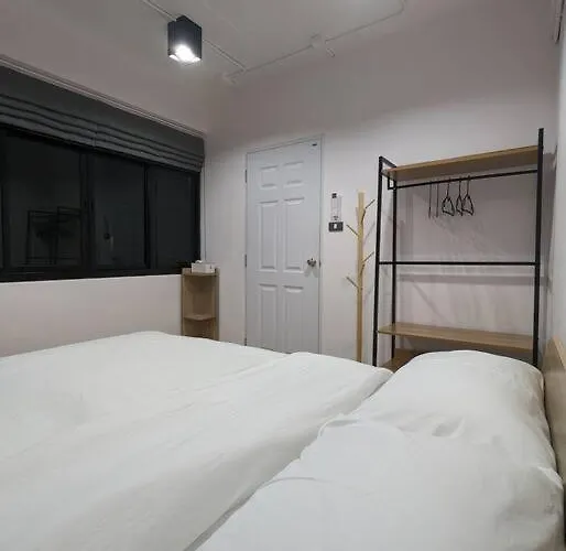 Cloud9 Hometel - Entire House 3br 170m To Bts Private Quiet & Comfy Vakantiehuis Bangkok