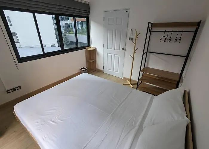 Cloud9 Hometel - Entire House 3br 170m To Bts Private Quiet & Comfy Vakantiehuis