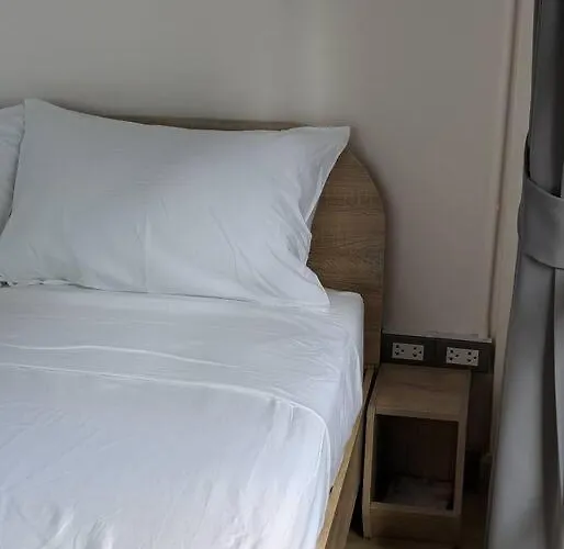 Cloud9 Hometel - Entire House 3br 170m To Bts Private Quiet & Comfy *