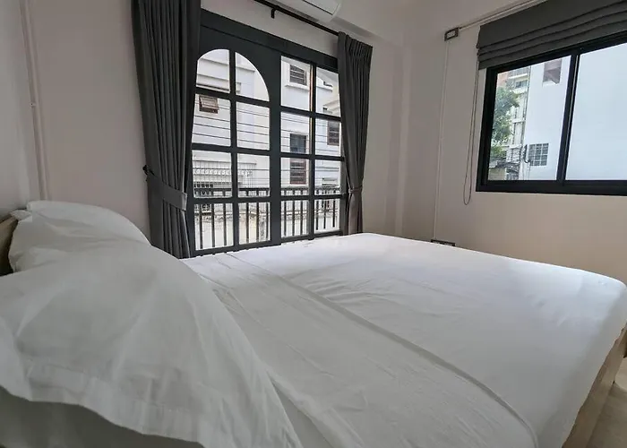 Cloud9 Hometel - Entire House 3br 170m To Bts Private Quiet & Comfy *